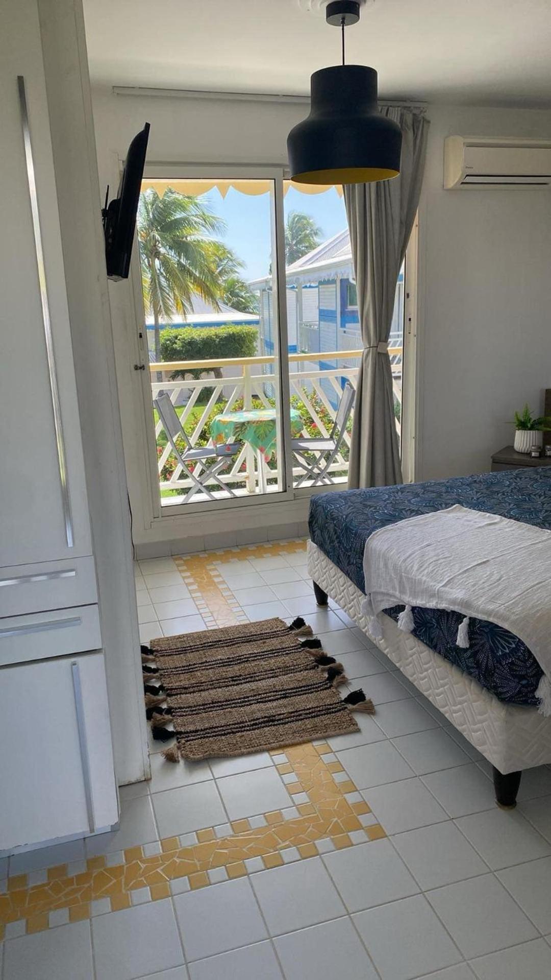 Studio Bord De Mer Avec Piscine - Le Manganao, Saint-Francois Extérieur photo